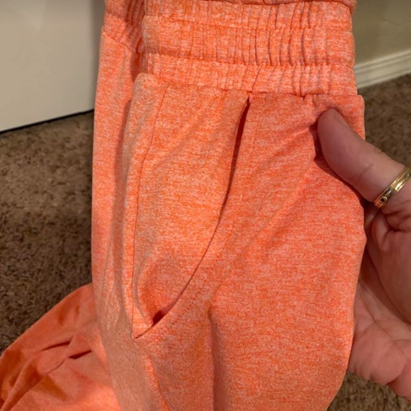 Zyia coral jumpsuit - Picture 10 of 10